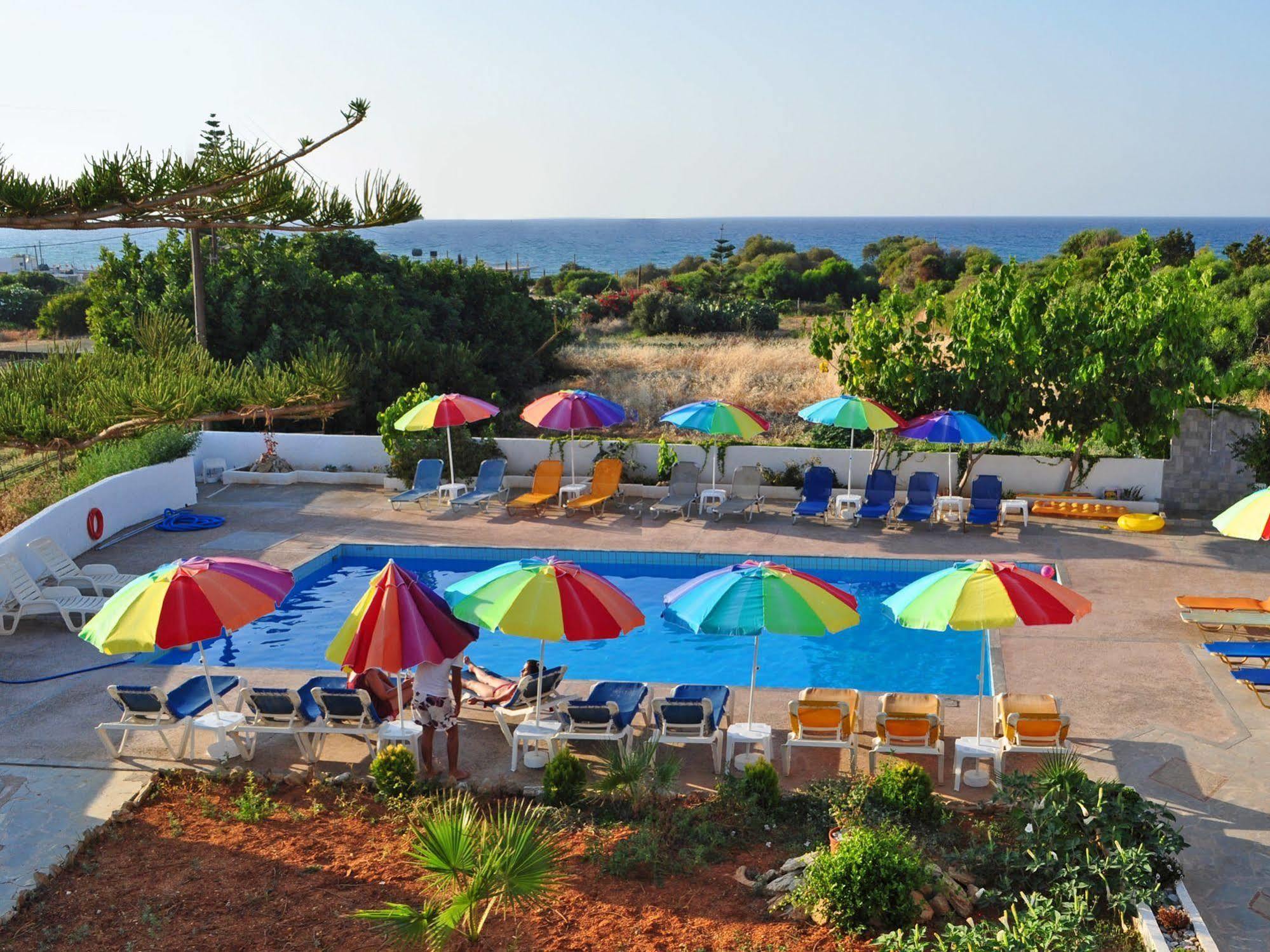 Greta Beach Anissaras Esterno foto