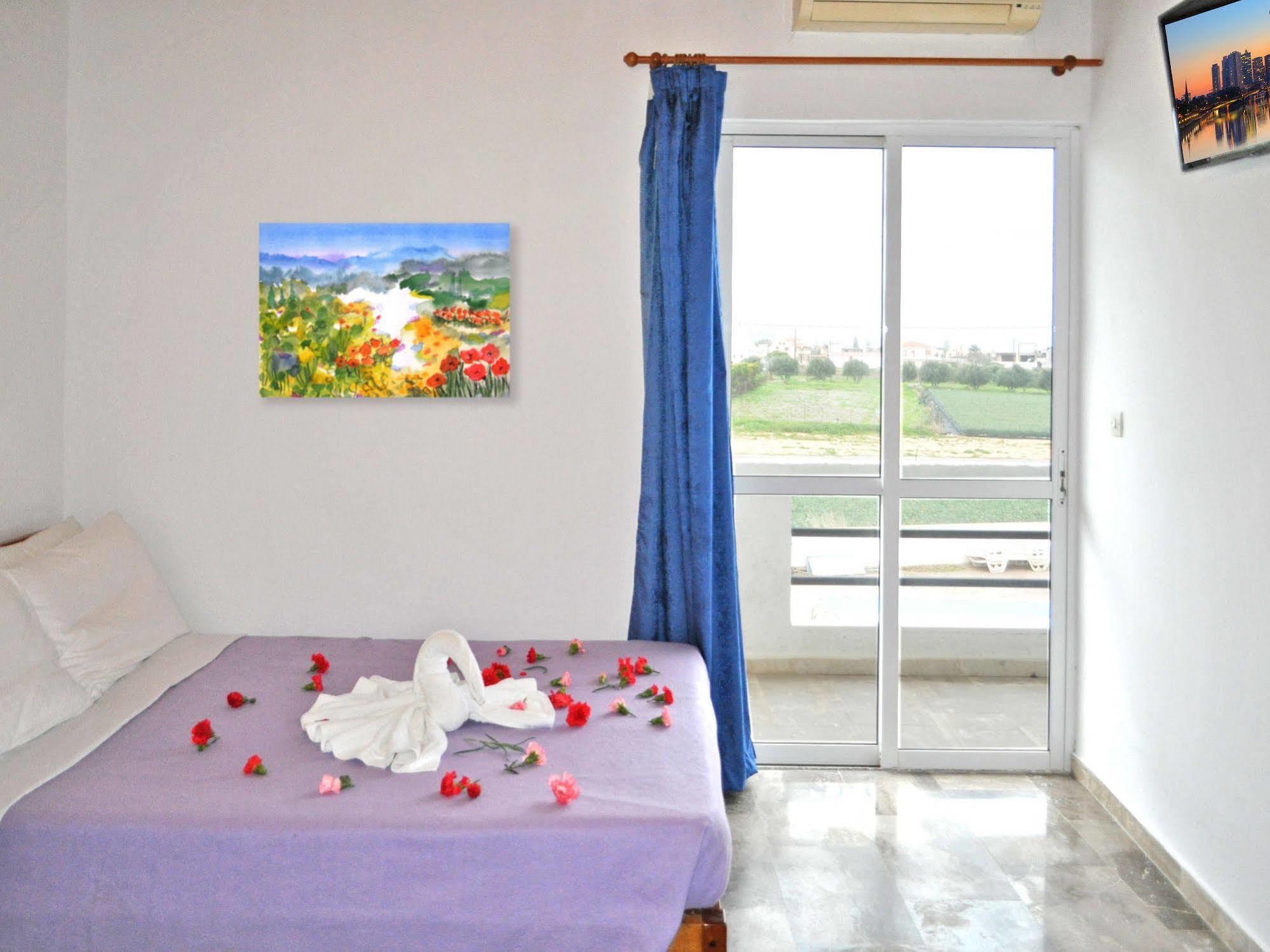 Greta Beach Anissaras Esterno foto